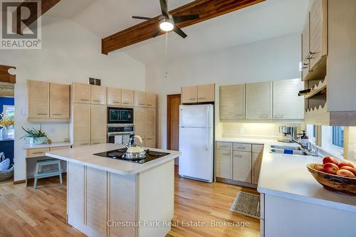 1033 Point Ideal Road, Lake Of Bays (Franklin), ON - Indoor Photo Showing Kitchen With Double Sink