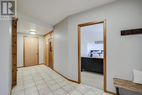 1033 Point Ideal Road, Lake Of Bays (Franklin), ON - Indoor Photo Showing Other Room