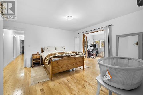 2315 16Th Street, Lister, BC - Indoor Photo Showing Bedroom