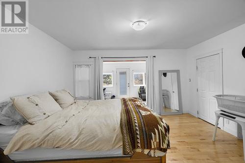 2315 16Th Street, Lister, BC - Indoor Photo Showing Bedroom