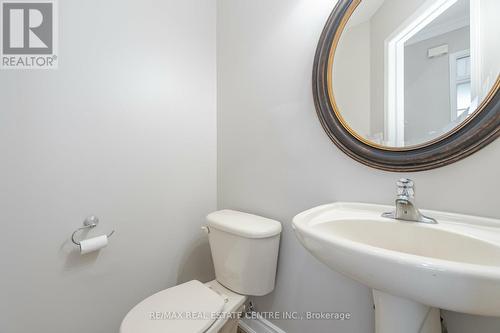 1016 Mccuaig Drive, Milton, ON - Indoor Photo Showing Bathroom