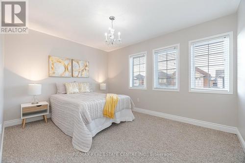 1016 Mccuaig Drive, Milton, ON - Indoor Photo Showing Bedroom