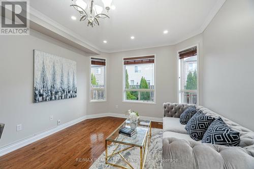 1016 Mccuaig Drive, Milton, ON - Indoor Photo Showing Living Room