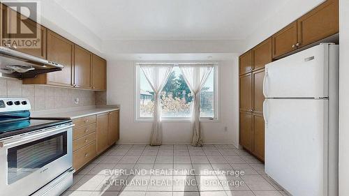 268 - 4975 Southampton Drive, Mississauga, ON - Indoor Photo Showing Kitchen