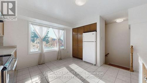 268 - 4975 Southampton Drive, Mississauga, ON - Indoor Photo Showing Kitchen