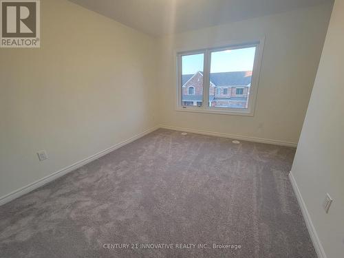 2 Sedgemoor Street, Whitby, ON - Indoor Photo Showing Other Room