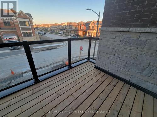 2 Sedgemoor Street, Whitby, ON - Outdoor