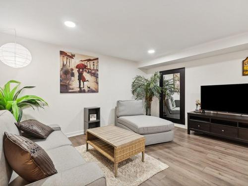 Salle familiale - 477 Rue Mcmillan, Gatineau (Gatineau), QC - Indoor Photo Showing Living Room