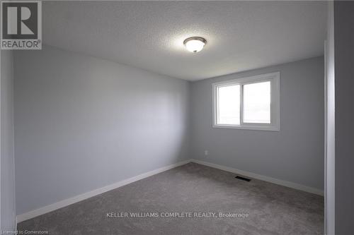 54 Fairway Drive, Hamilton, ON - Indoor Photo Showing Other Room