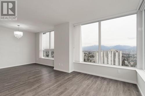 2501 5883 Barker Avenue, Burnaby, BC - Indoor Photo Showing Other Room