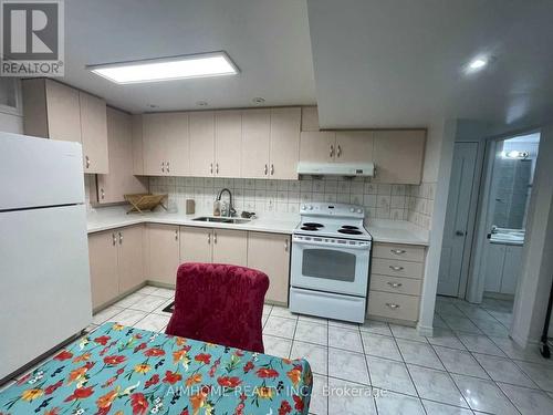 Bsmt - 56 Quantum Street, Markham, ON - Indoor Photo Showing Kitchen With Double Sink