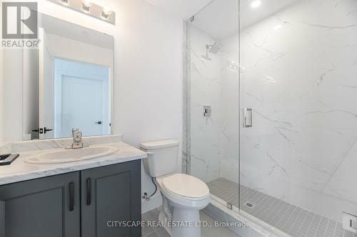 1105 - 460 Dundas Street E, Hamilton, ON - Indoor Photo Showing Bathroom