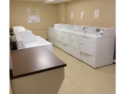 111-900 Tolmie Ave, Victoria, BC - Indoor Photo Showing Laundry Room