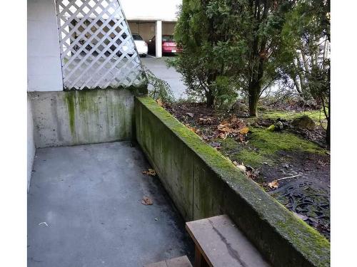 111-900 Tolmie Ave, Victoria, BC - Outdoor