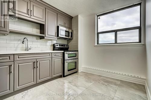 1913 - 100 Wingarden Court, Toronto, ON - Indoor Photo Showing Kitchen