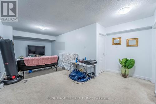 21 Hoover Road, Brampton, ON - Indoor