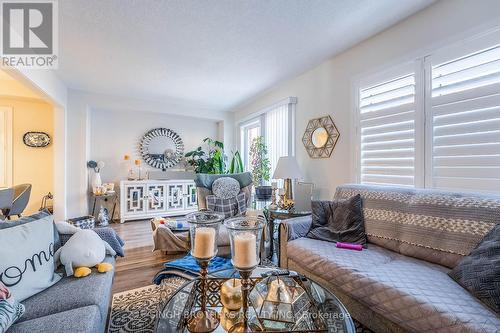 21 Hoover Road, Brampton, ON - Indoor Photo Showing Living Room