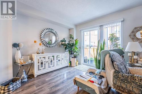 21 Hoover Road, Brampton, ON - Indoor