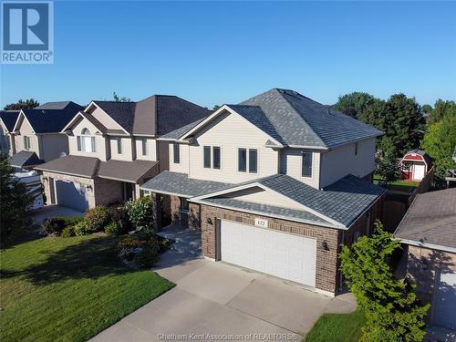 122 Smithfield Circle, Chatham, ON - Outdoor With Facade