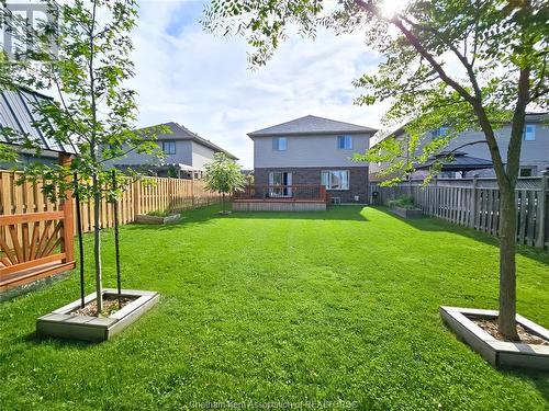 122 Smithfield Circle, Chatham, ON - Outdoor With Deck Patio Veranda With Backyard