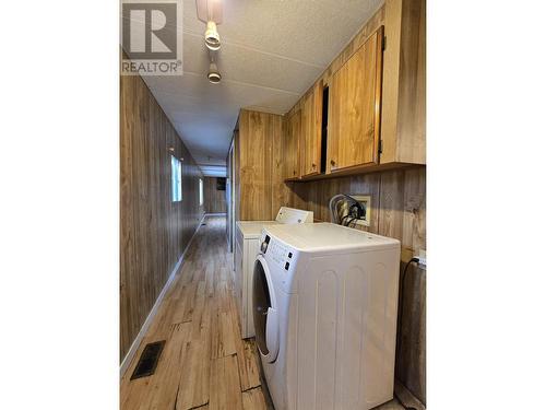 18 5378 Park Drive, 100 Mile House, BC - Indoor Photo Showing Laundry Room