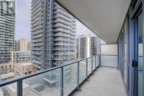 806 - 50 Forest Manor Road, Toronto, ON - Outdoor