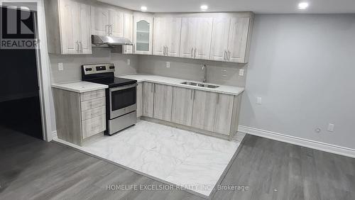 72 Zanetta Crescent, Brampton, ON - Indoor Photo Showing Kitchen With Double Sink