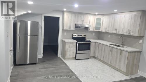 72 Zanetta Crescent, Brampton, ON - Indoor Photo Showing Kitchen With Stainless Steel Kitchen With Double Sink