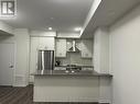 Th353 - 100 Honeycrisp Crescent, Vaughan, ON  - Indoor Photo Showing Kitchen 