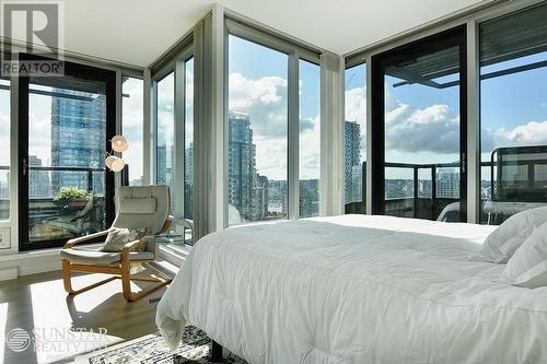 1804 1003 Burnaby Street, Vancouver, BC - Indoor Photo Showing Bedroom