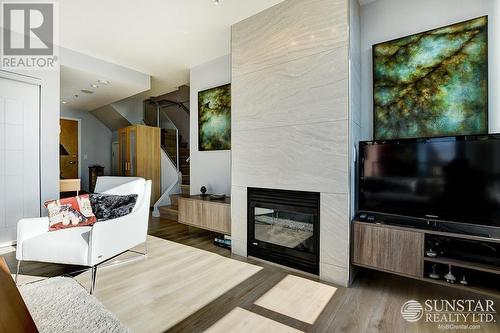 1804 1003 Burnaby Street, Vancouver, BC - Indoor Photo Showing Living Room With Fireplace