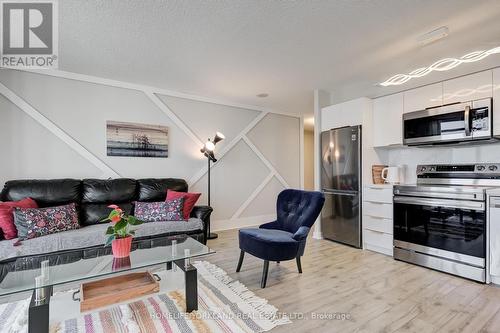 1706 - 15 Iceboat Terrace, Toronto, ON - Indoor Photo Showing Kitchen With Stainless Steel Kitchen