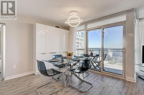 1706 - 15 Iceboat Terrace, Toronto, ON - Indoor Photo Showing Dining Room