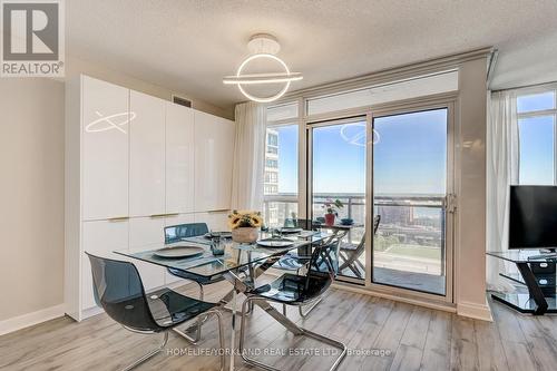 1706 - 15 Iceboat Terrace, Toronto, ON - Indoor Photo Showing Dining Room