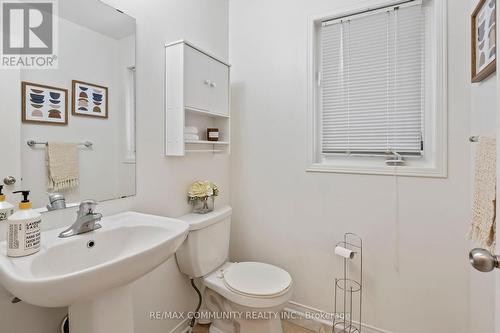 1269 Salmers Drive, Oshawa, ON - Indoor Photo Showing Bathroom