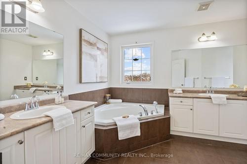 1269 Salmers Drive, Oshawa, ON - Indoor Photo Showing Bathroom