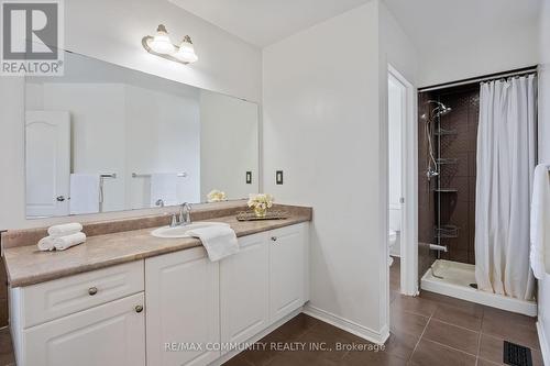 1269 Salmers Drive, Oshawa, ON - Indoor Photo Showing Bathroom