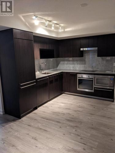 2102 - 70 Queens Wharf Road, Toronto, ON - Indoor Photo Showing Kitchen