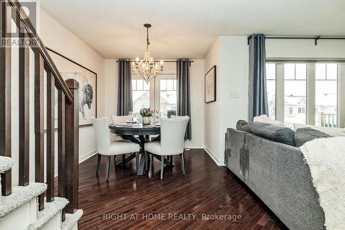 912 Messor Crescent, Ottawa, ON - Indoor Photo Showing Dining Room