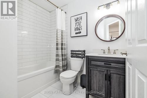 912 Messor Crescent, Ottawa, ON - Indoor Photo Showing Bathroom