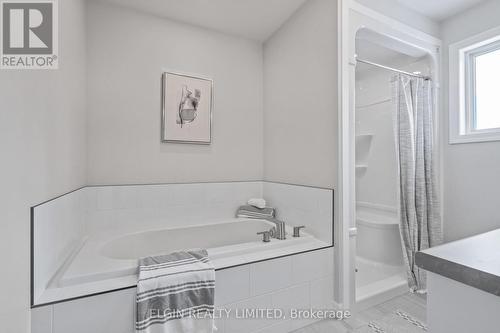 128 Graydon Drive, South-West Oxford (Mount Elgin), ON - Indoor Photo Showing Bathroom