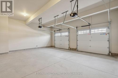 128 Graydon Drive, South-West Oxford (Mount Elgin), ON - Indoor Photo Showing Garage