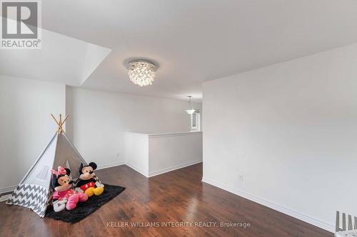 580 Sunlit Circle, Ottawa, ON - Indoor Photo Showing Other Room