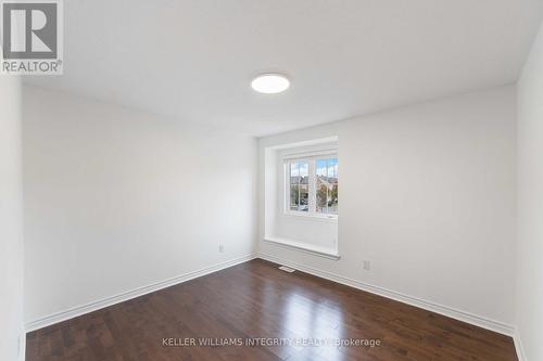 580 Sunlit Circle, Ottawa, ON - Indoor Photo Showing Other Room