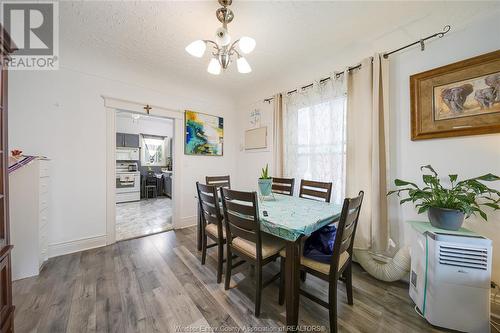 1143 Lincoln, Windsor, ON - Indoor Photo Showing Dining Room