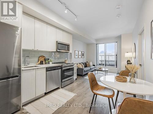 422 - 1401 O'Connor Drive, Toronto, ON - Indoor Photo Showing Kitchen With Stainless Steel Kitchen With Upgraded Kitchen