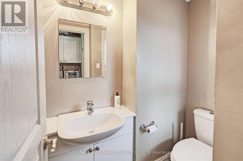 15037 Yonge Street, Aurora, ON - Indoor Photo Showing Bathroom