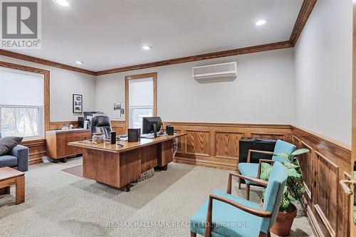 15037 Yonge Street, Aurora, ON - Indoor Photo Showing Office