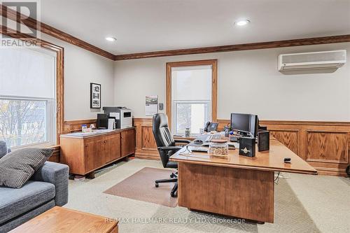 15037 Yonge Street, Aurora, ON - Indoor Photo Showing Office