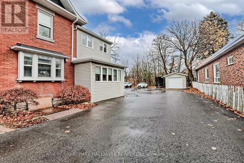 15037 Yonge Street, Aurora, ON - Outdoor